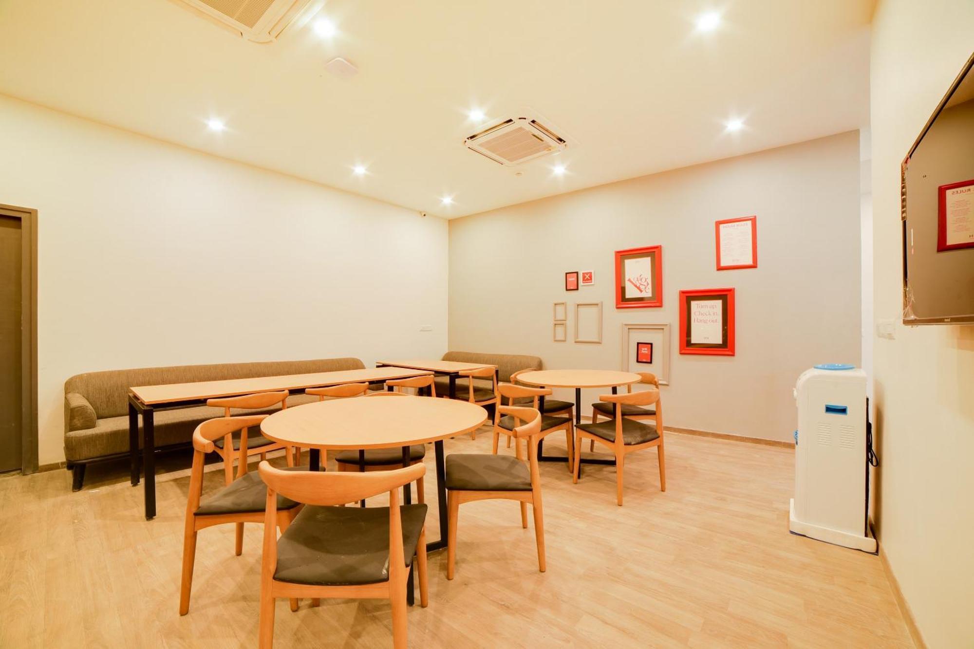 העיר בנגלור Super Townhouse Hosur Main Road Bommanahalli Near Gopalan Innovation Mall מראה חיצוני תמונה
