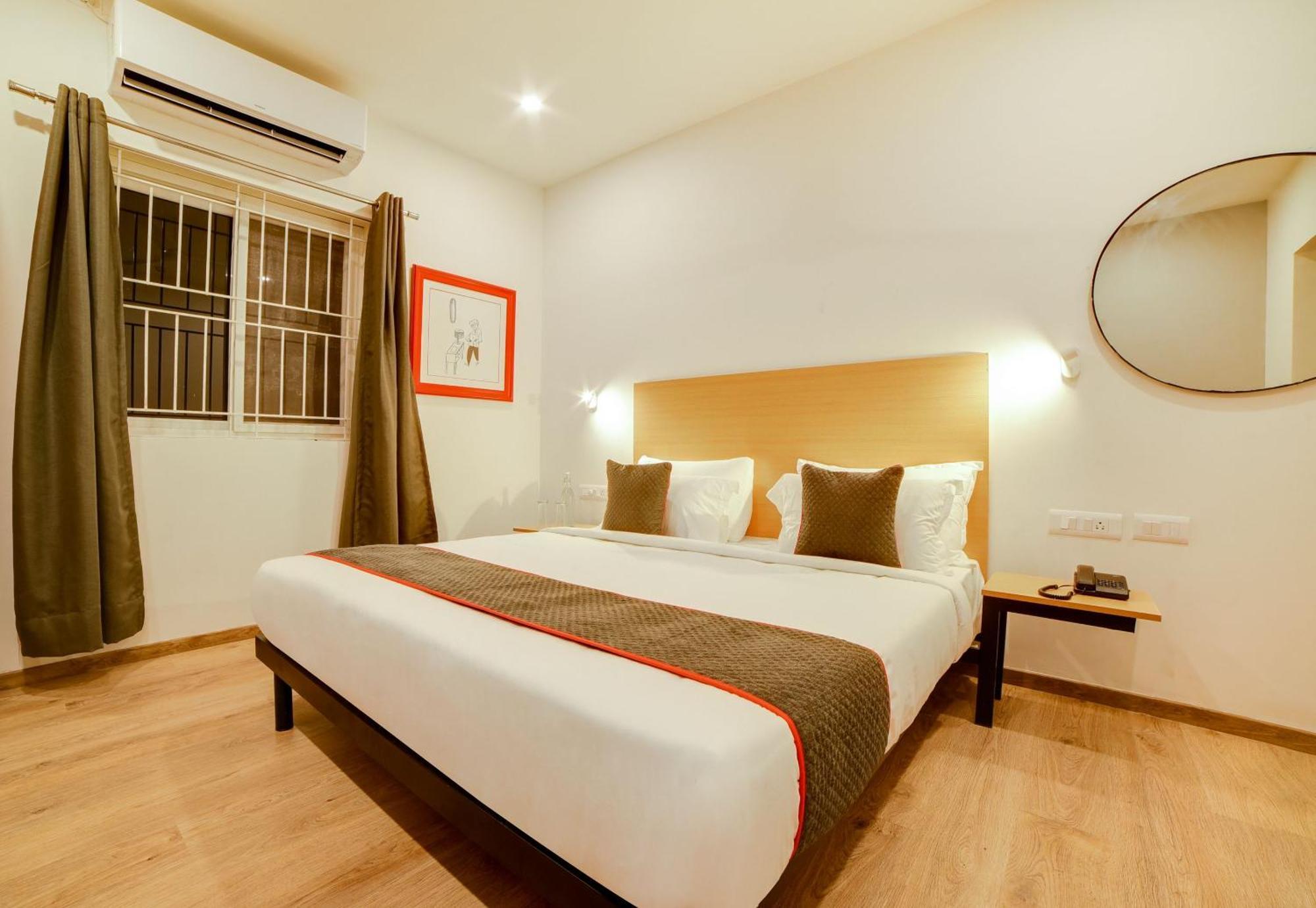העיר בנגלור Super Townhouse Hosur Main Road Bommanahalli Near Gopalan Innovation Mall מראה חיצוני תמונה