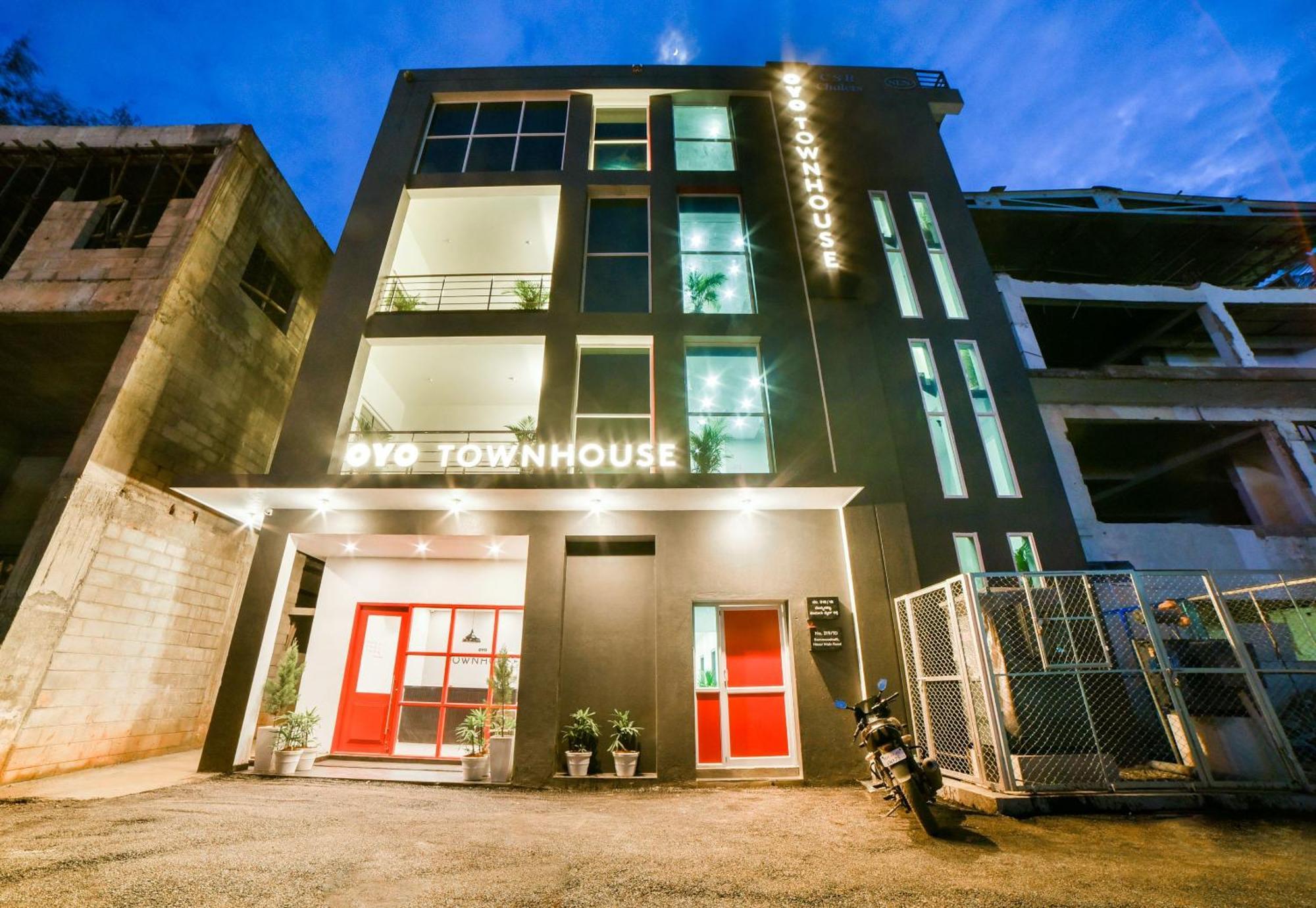 העיר בנגלור Super Townhouse Hosur Main Road Bommanahalli Near Gopalan Innovation Mall מראה חיצוני תמונה